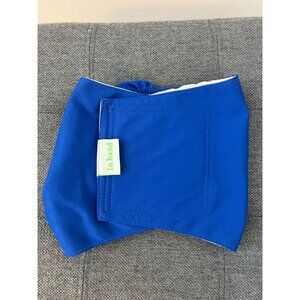 In hand Blue Dog Wrap